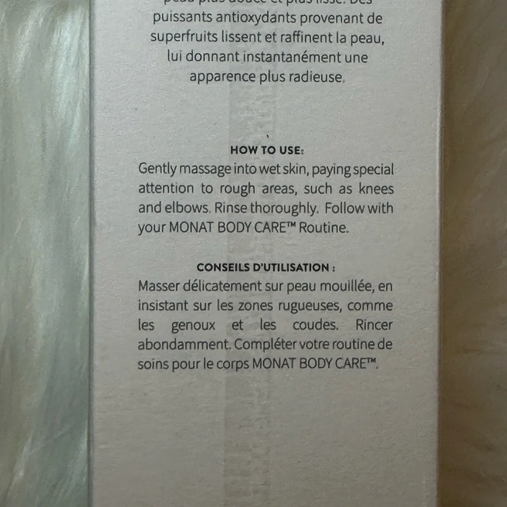 Monat Body Care - Exfoliate and Refine Body Polish - Picture 3 of 5